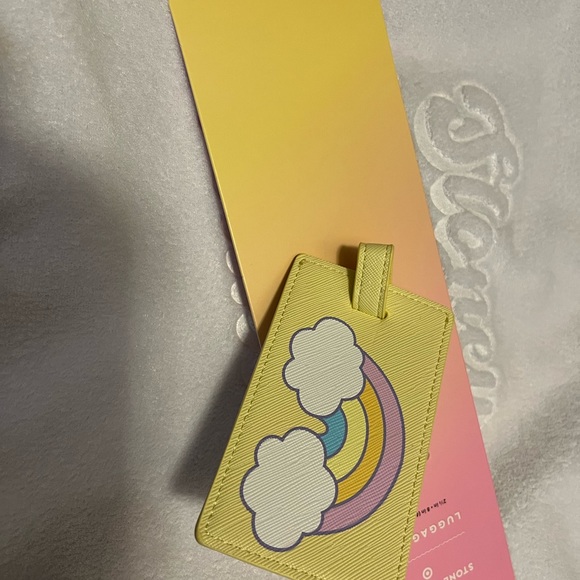 Stoney clover items from the target line - Picture 6 of 6